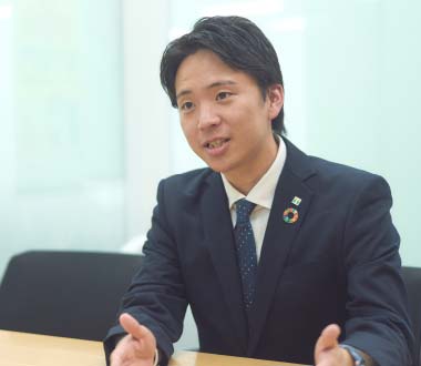 融資担当